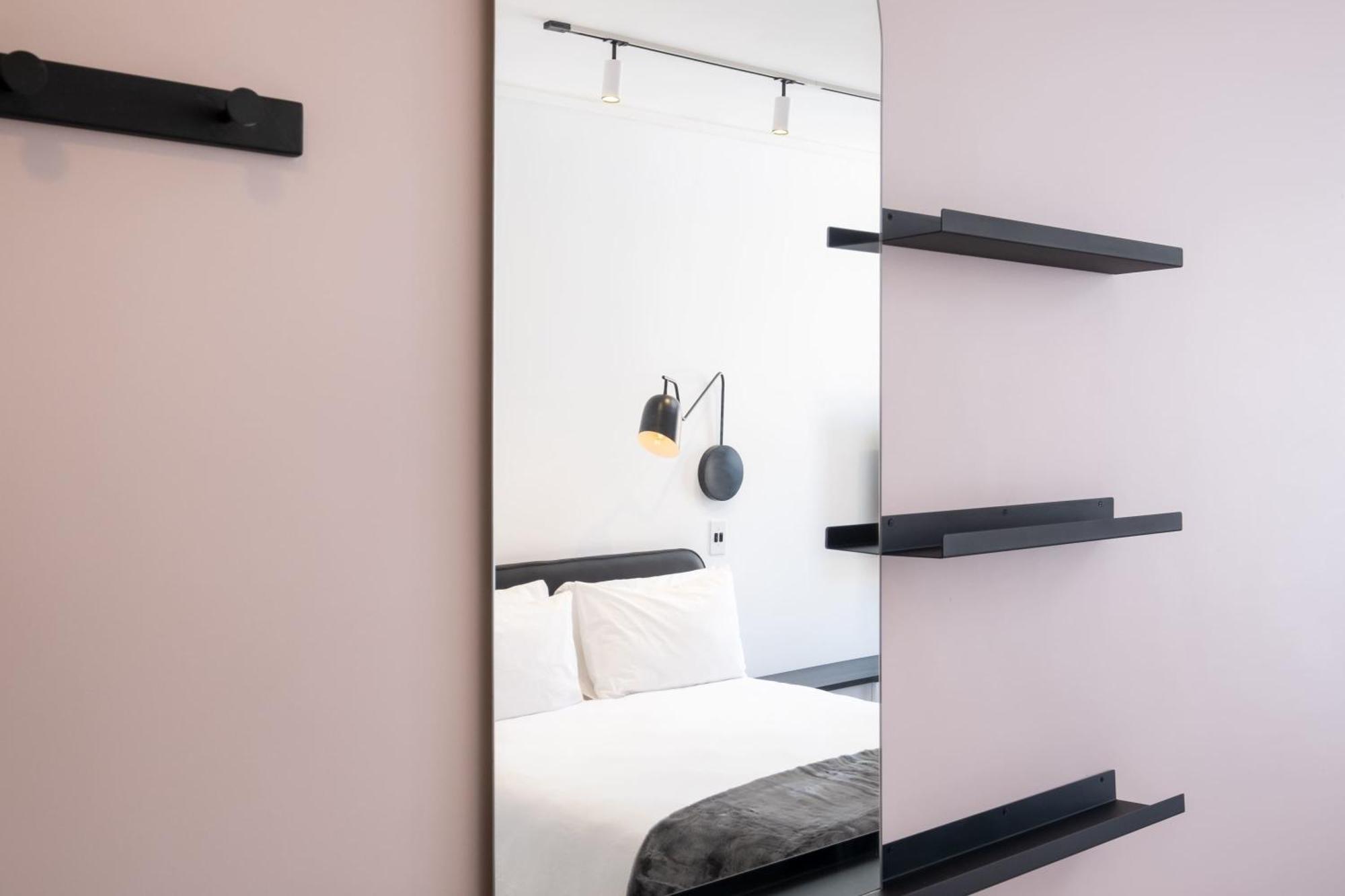 Flamingo 404 - Sea Point Apartment