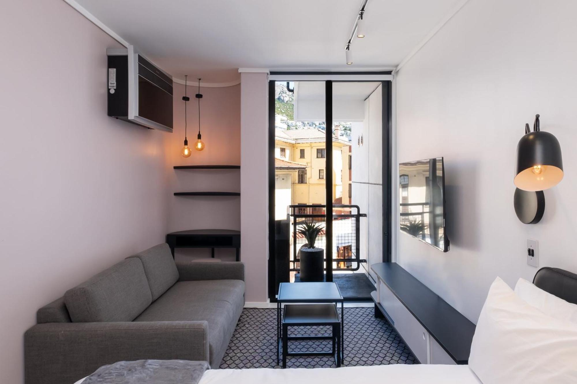 Flamingo 404 - Sea Point